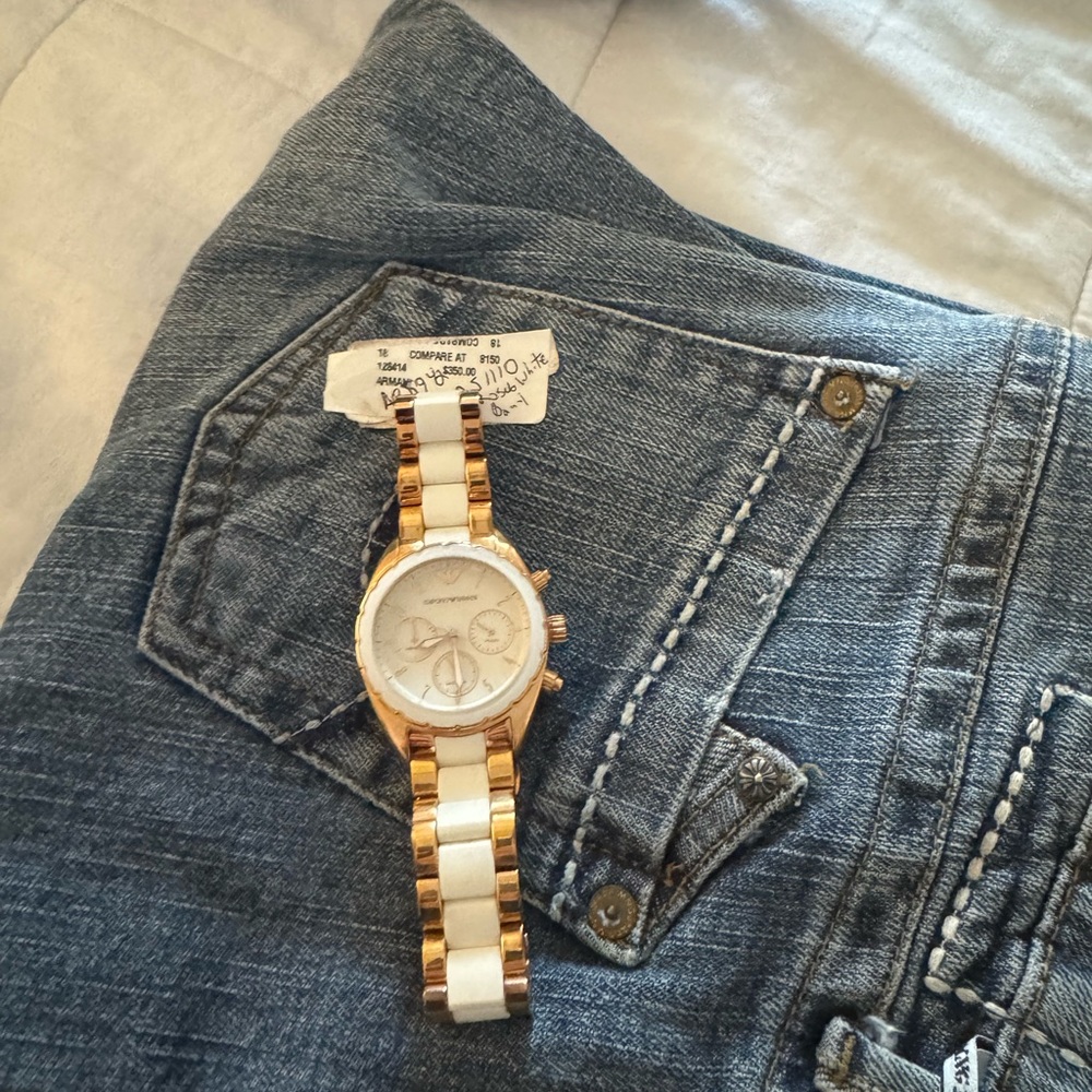 Emporio Armani rose, gold, and white watch - Picture 4 of 13